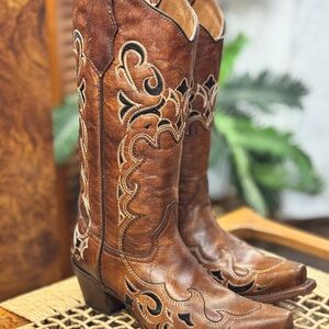 Circle G Brown Western Cowgirl Boots with Embroidery